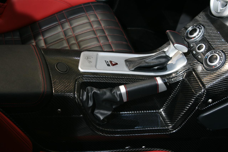 Illustration for article titled 2009 Mercedes McLaren SLR Stirling Moss: $1.01 Million McLaren Madness